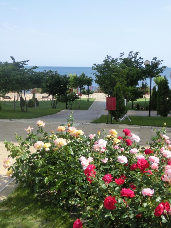 Sea View Panorama Apartment On Complex With Pools And Beach, Sveti Vlas Eksteriør billede