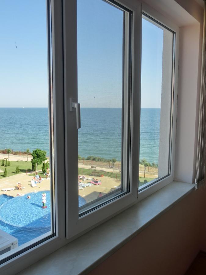 Sea View Panorama Apartment On Complex With Pools And Beach, Sveti Vlas Eksteriør billede